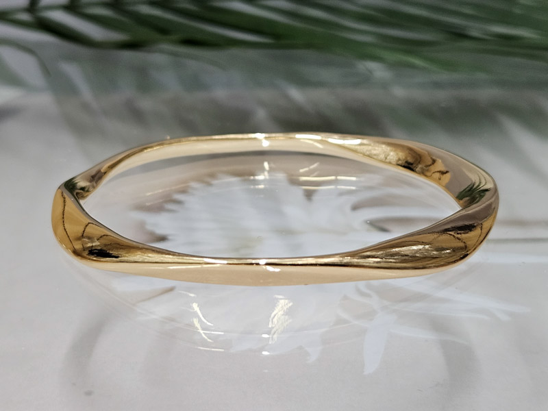 Браслет 1754006500048: цена 655 рублей.