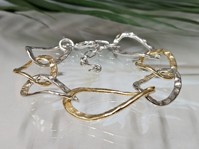 Браслет 1754006500086: цена 460 рублей.