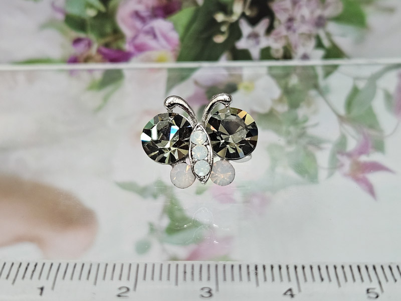 Брошь 1720006500418: цена 200 рублей.