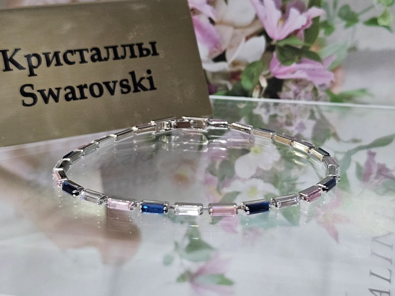Браслет 1141006500534: цена 740 рублей.
