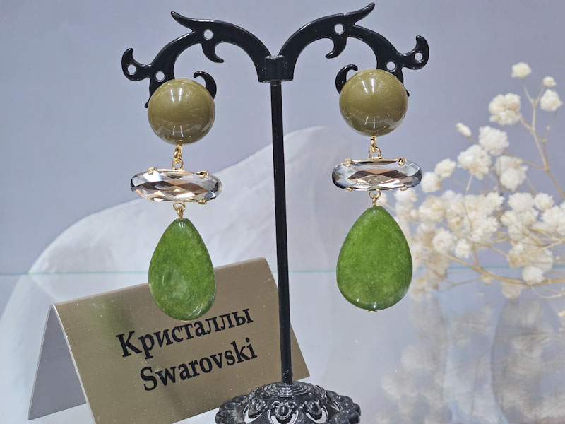 Серьги 1554006600133: цена 2295 рублей.