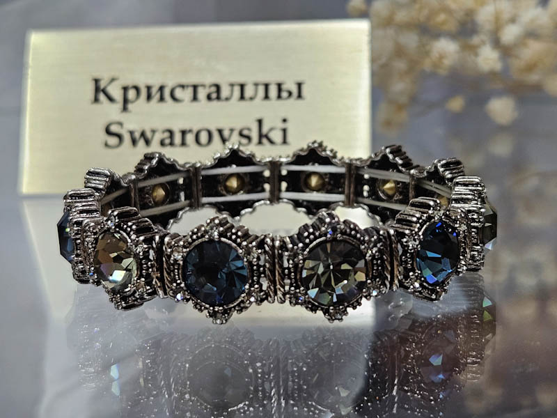 Браслет 1141006600203: цена 1640 рублей.