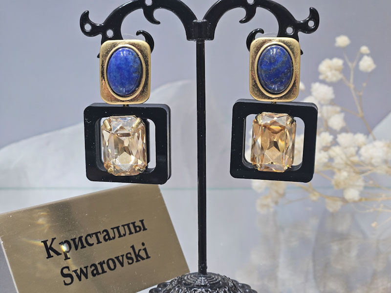 Серьги 1554006600072: цена 2620 рублей.